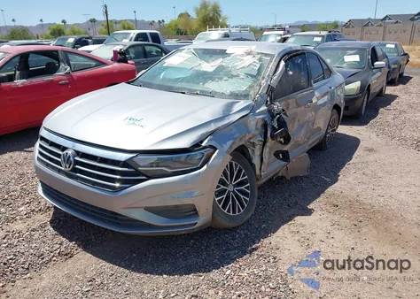 2021 Volkswagen Jetta 1.4T R-Line/1.4T S/1.4T Se z USA, uszkodzony, nr VIN 3VWC57BU5MM055602